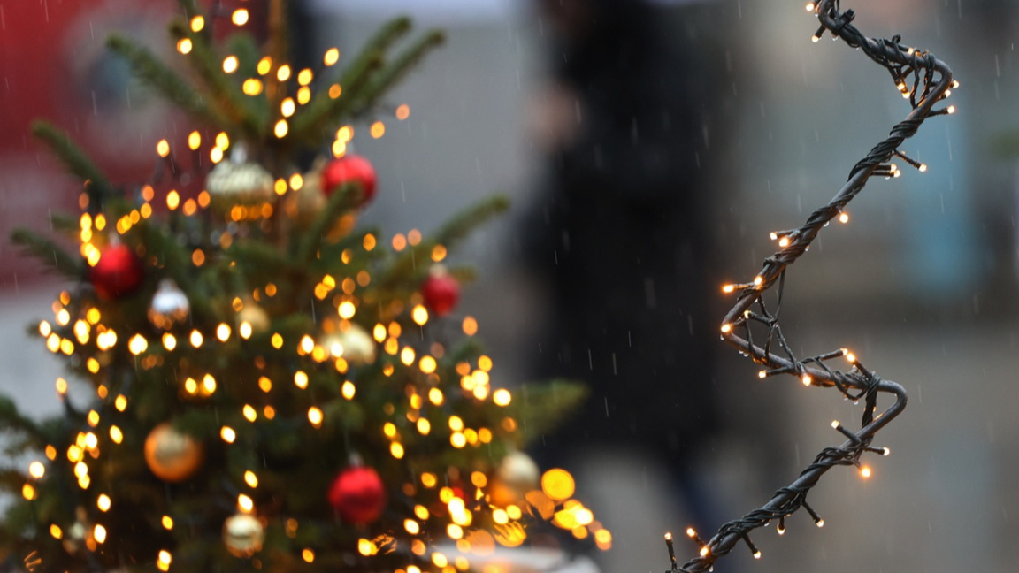 Вълшебният дух на коледните базари - в м...