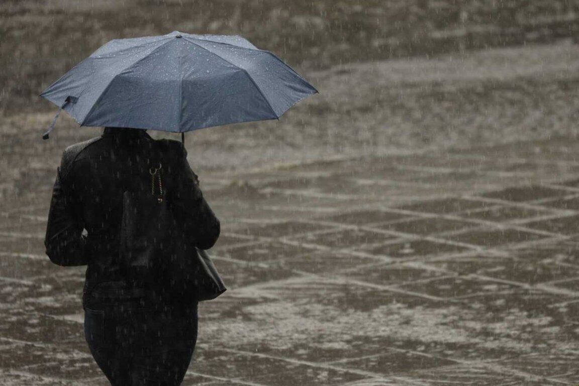 Червен код за дъжд в Източна България утре