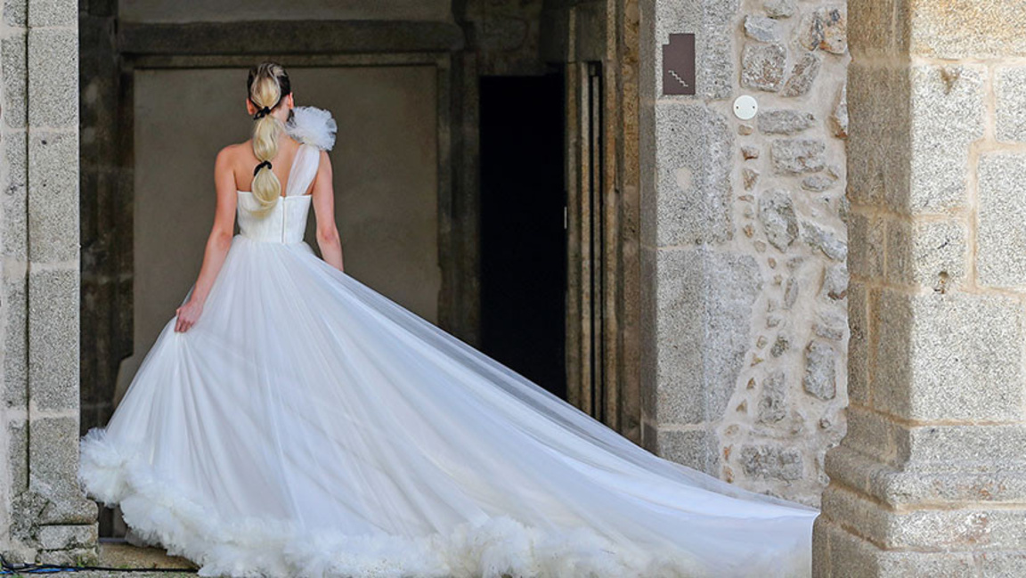 сключване на брак; сватба; булка