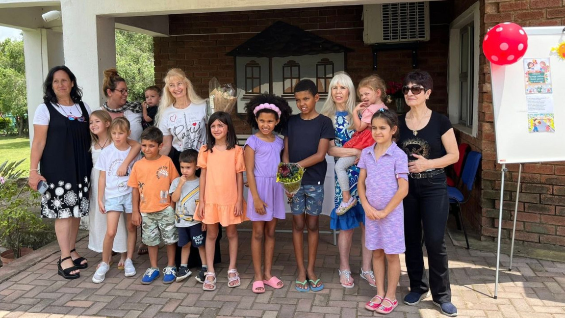 Българчетата в ЮАР откриха новата учебна...