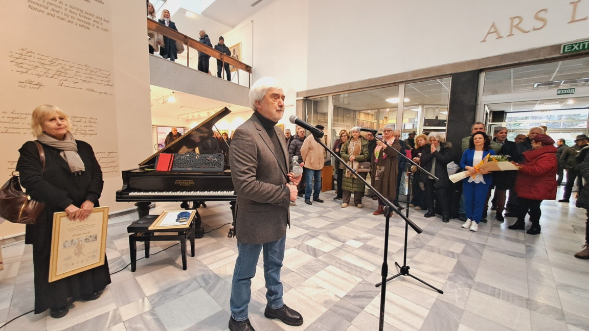 Динко Стоев е новият носител на наградат...