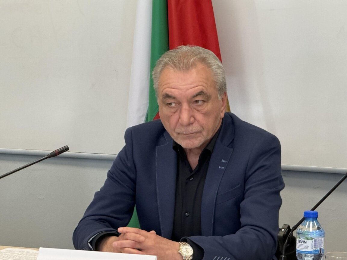 Росен Карадимов, председател на КЗК.