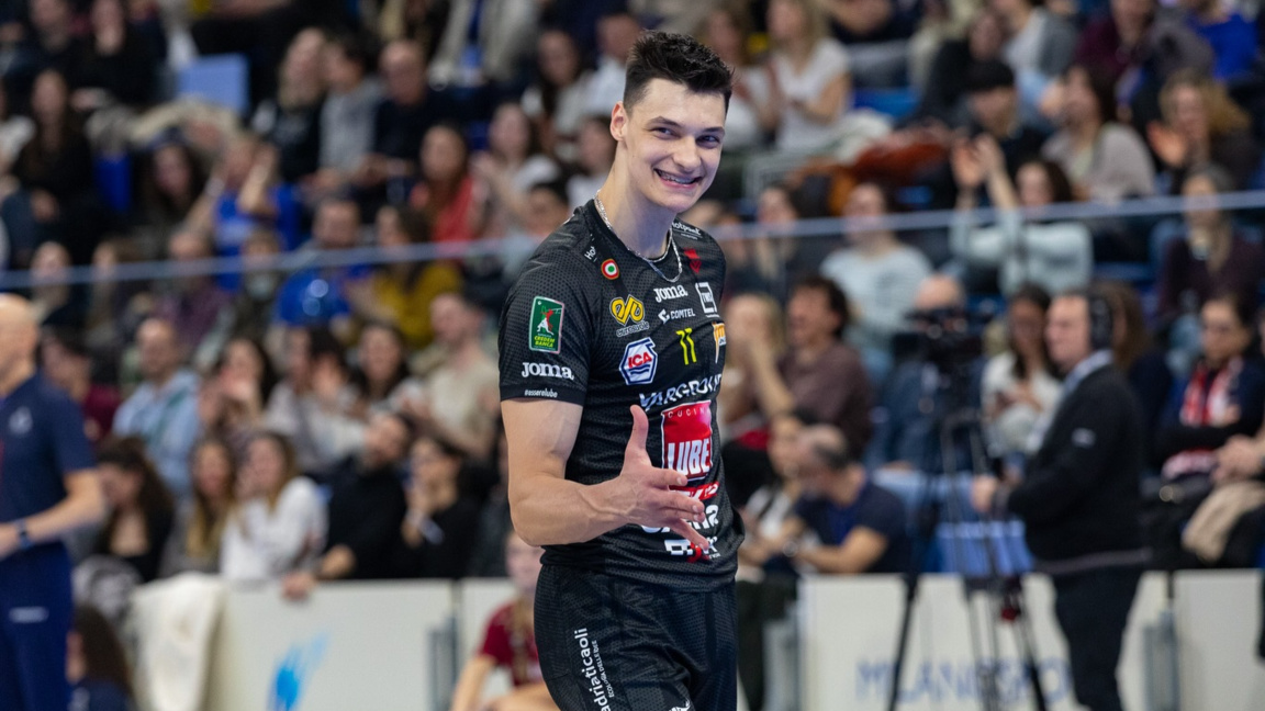 Александър Николов