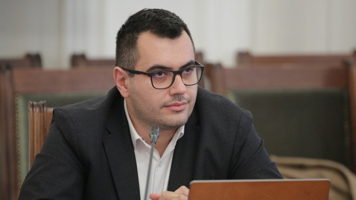 Благовест Кирилов