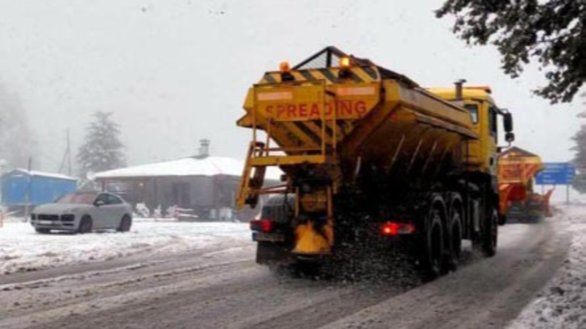 34 машини почистват пътищата в област Монтана