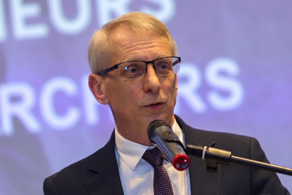 Министър-председателят Николай Денков