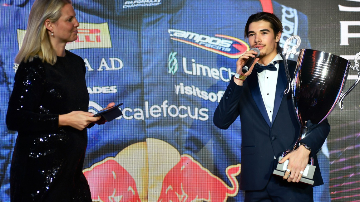 Никола Цолов