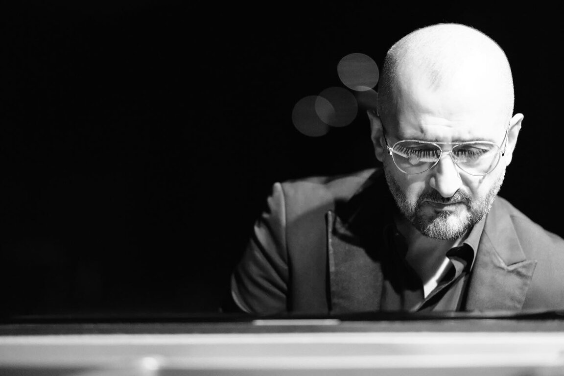 Живко Петров представя Музика за пиано в...