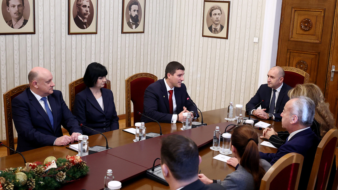 Der Präsident startet die parlamentarisc...