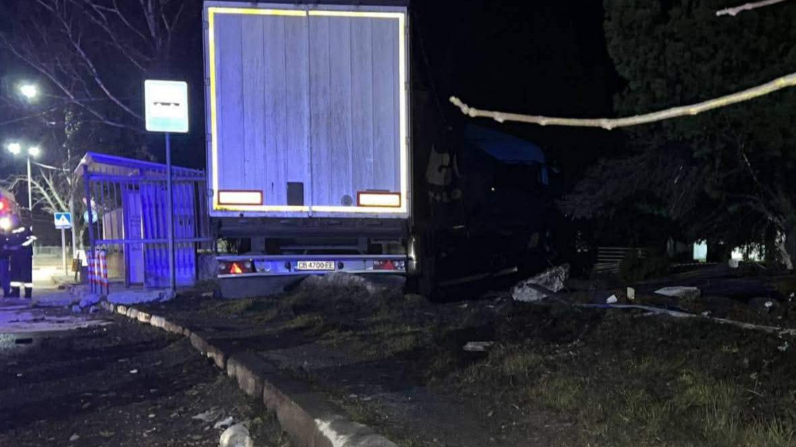 Пиян нахлу в двора на фирма...