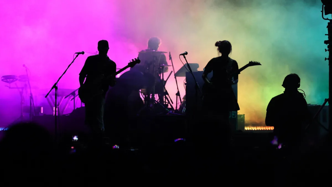 The Strokes обявиха новия си албум “Reality Awaits“