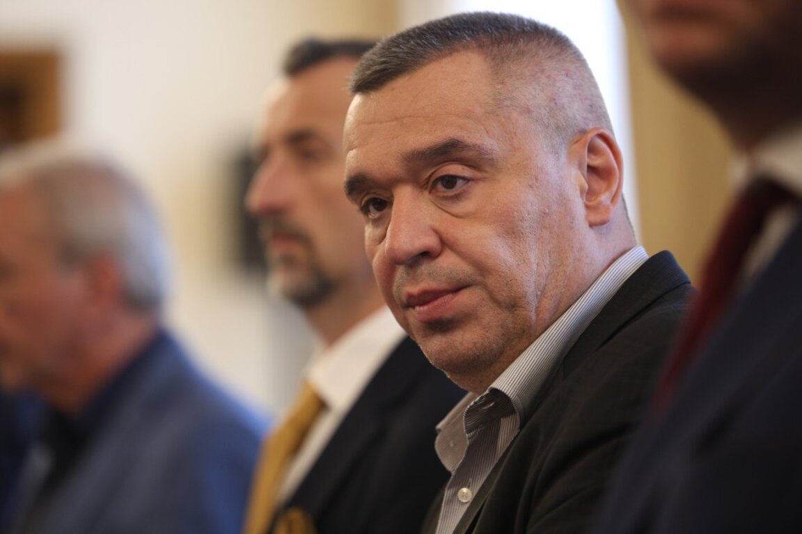 Георги Тахов