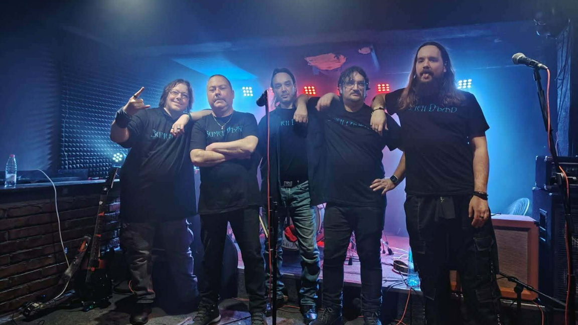 Покана за купон с хард рок, хеви метъл и...