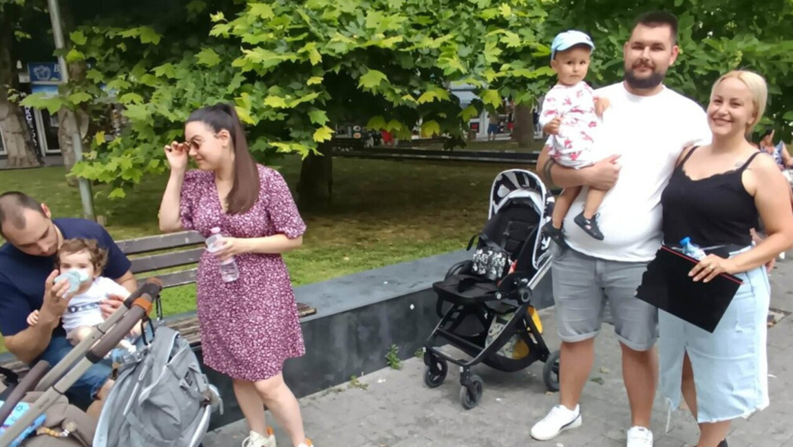 Майки от Варна отново протестираха за по...