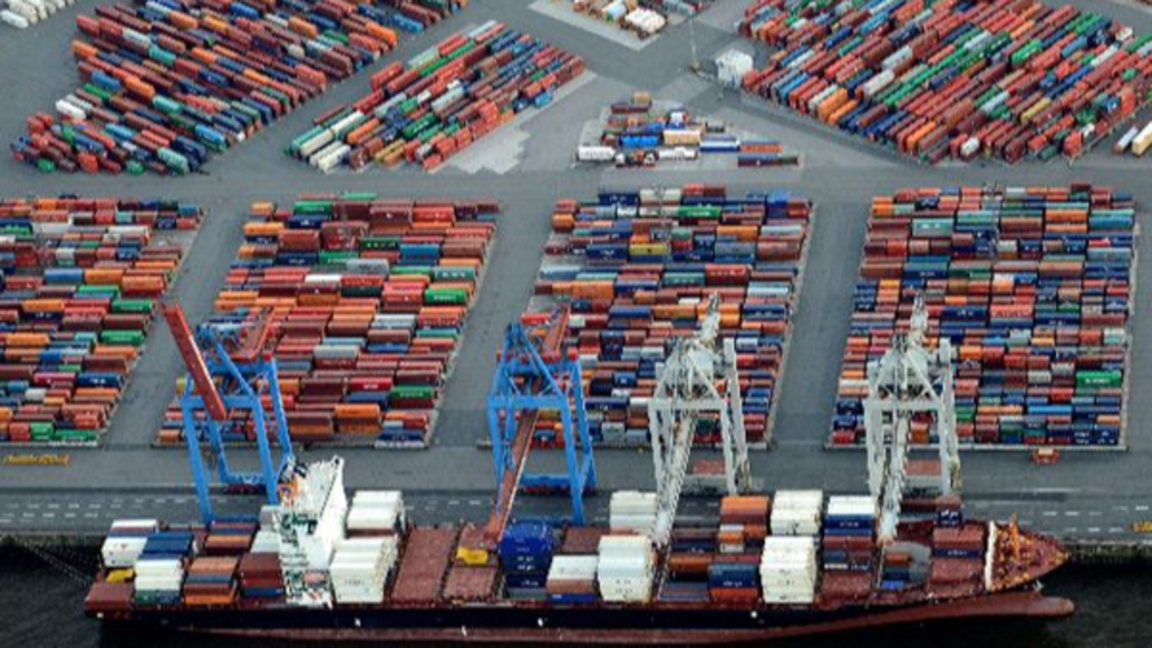 Търговският излишък на еврозоната достигна 18,4 млрд. евро през октомври