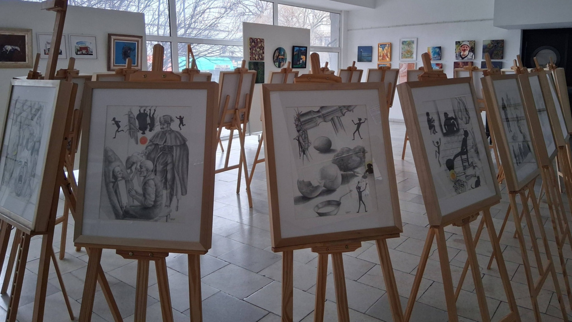 Артистичният проект „Истини и въображени...