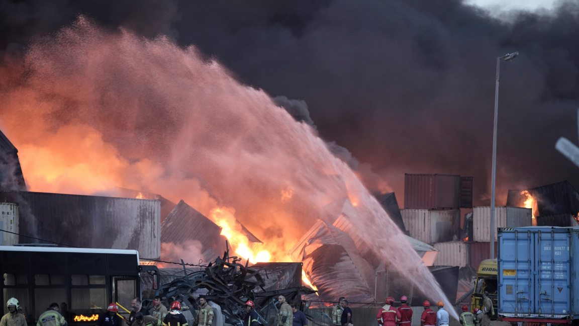 Взрив в ирански град на брега на Персийс...