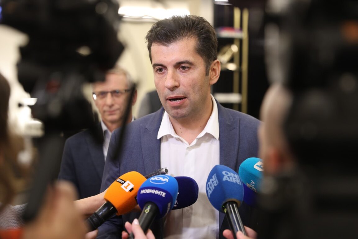 ПП готови със "За" за Киселова, но… БСП да подпишат "санитарния кордон"