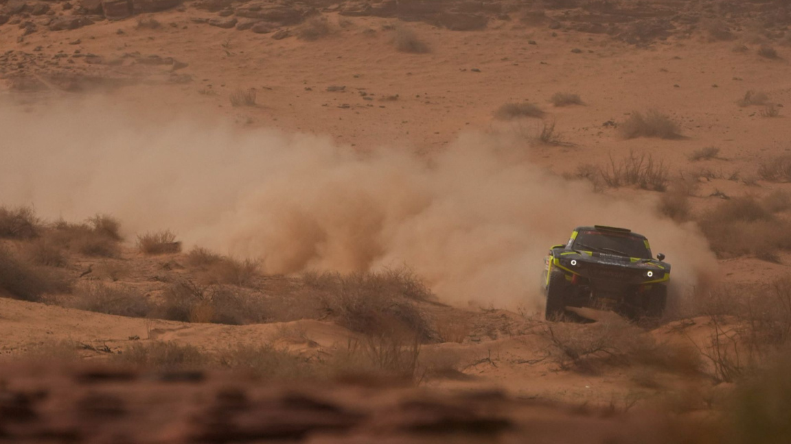 Южноафриканец поведе на Рали Дакар