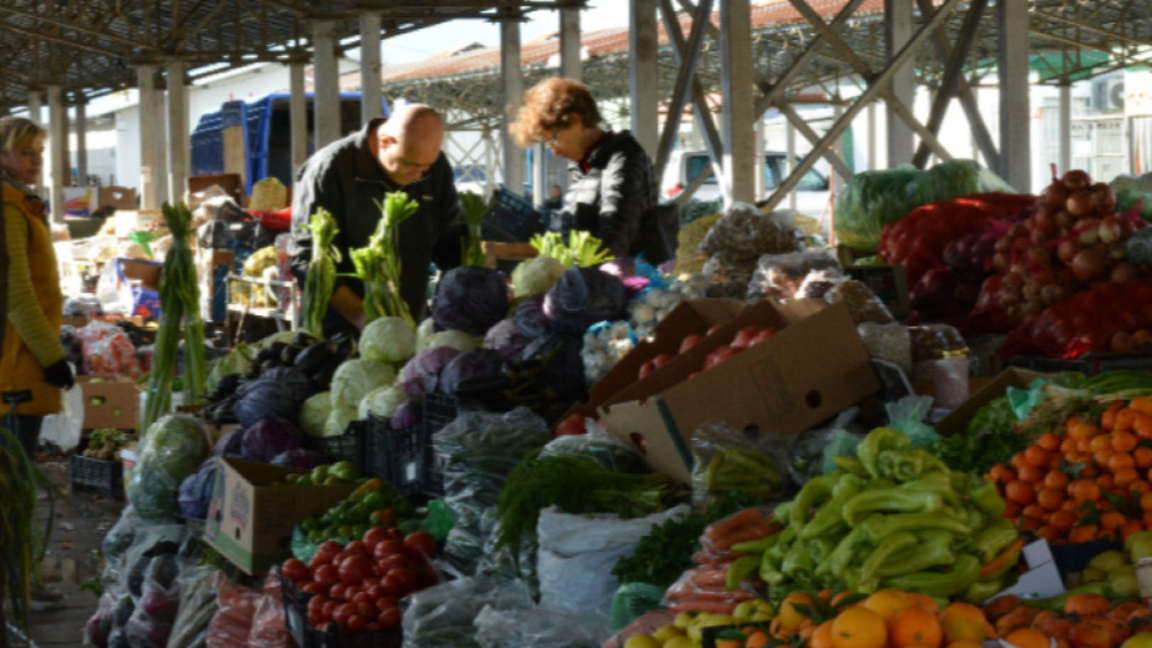 По-скъпи зеленчуци на борсите у нас, но по-евтини плодове