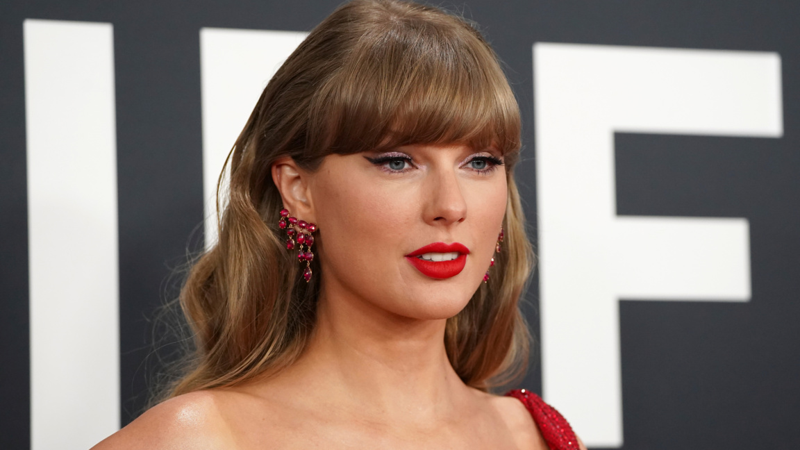 12-а седмица на върха на "Билборд": Тейлър Суифт и албумът ѝ
