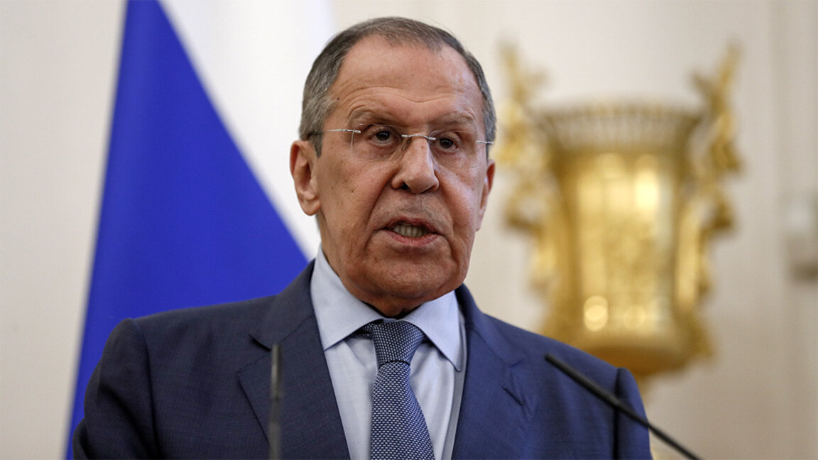 Лавров: Русия не смята да се съгласява с разполагането на европейски миротворци в Украйна