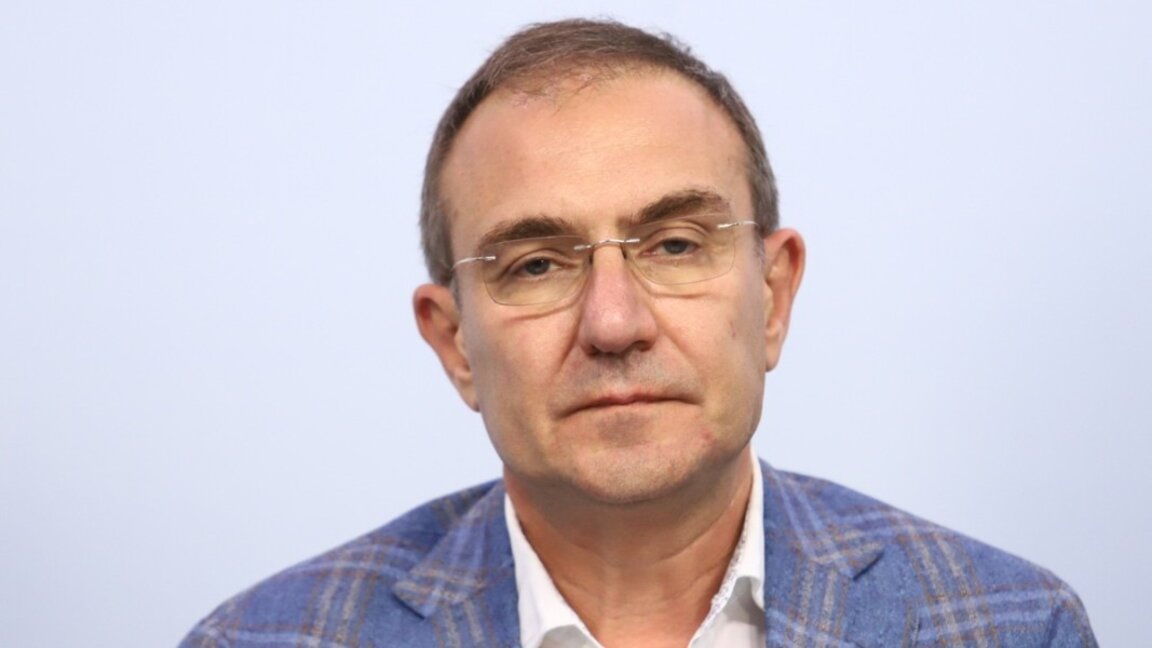 Борислав Гуцанов