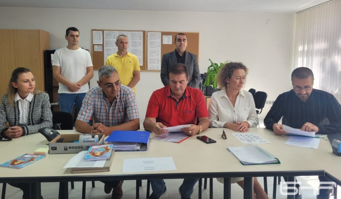 Коалиция "БСП - Обединена левица" регистрира листата си в Кърджали (видео)