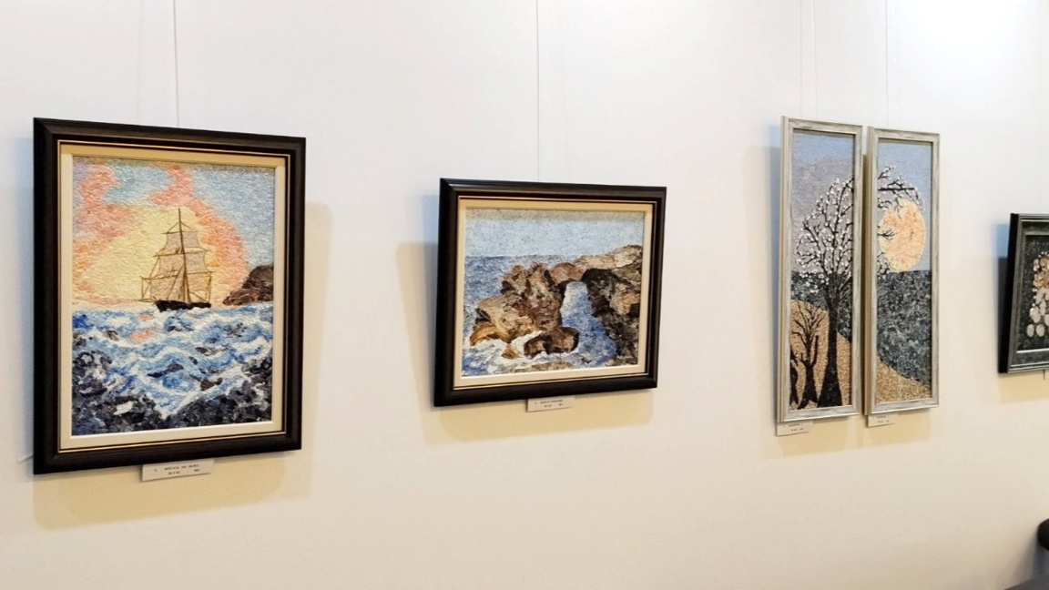 Изложба МОРСКИ ВДЪХНОВЕНИЯ ви очаква в А...