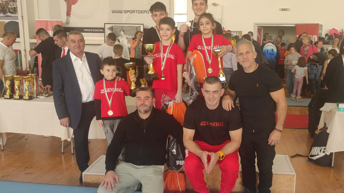 ЦСКА и Левски с отборни титли в турнира за купа "Йордан Йовчев"