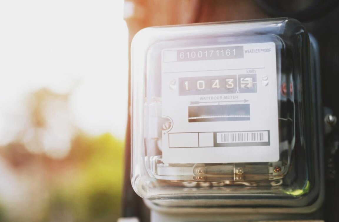 Европейската комисия се е съгласила да отложим либерализацията на пазара на ток за битовите потребители