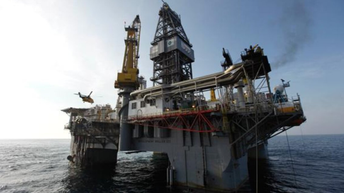 Нефтена платформа