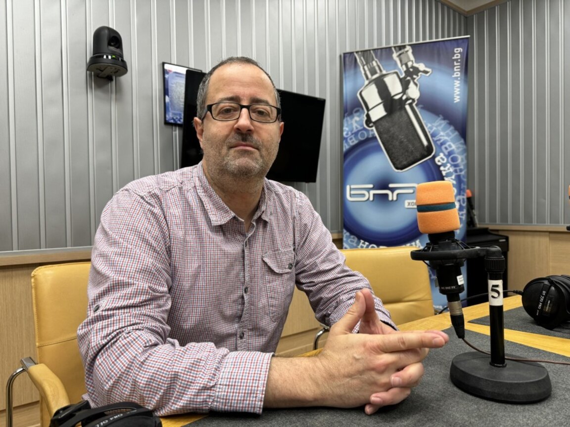 Анатоли Стайков: Случващото се в Грузия е вътрешнополитически проблем заради изборите през есента