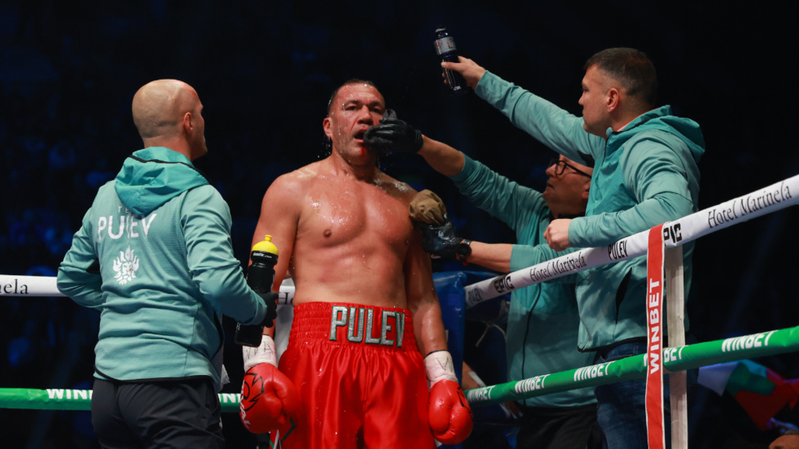 Кубрат Пулев не успя да защити титлата с...