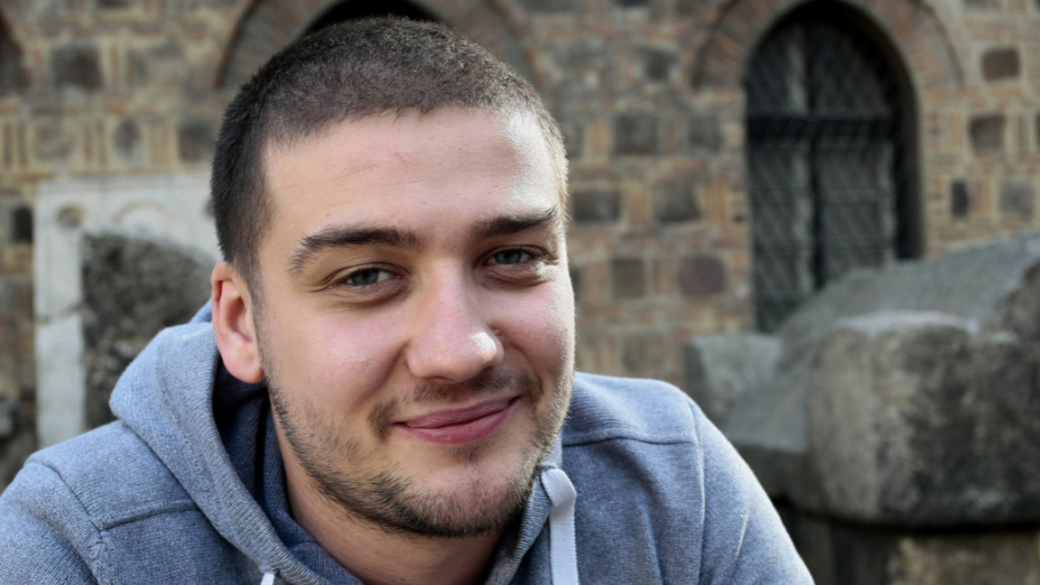 Марио Мишев: "Световна история" надгражд...