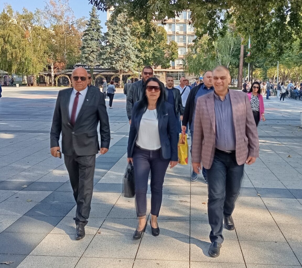 Преди подаването на документи за регистрацията в Районната избирателна комисия в Монтана - 22 септември 2024 г.