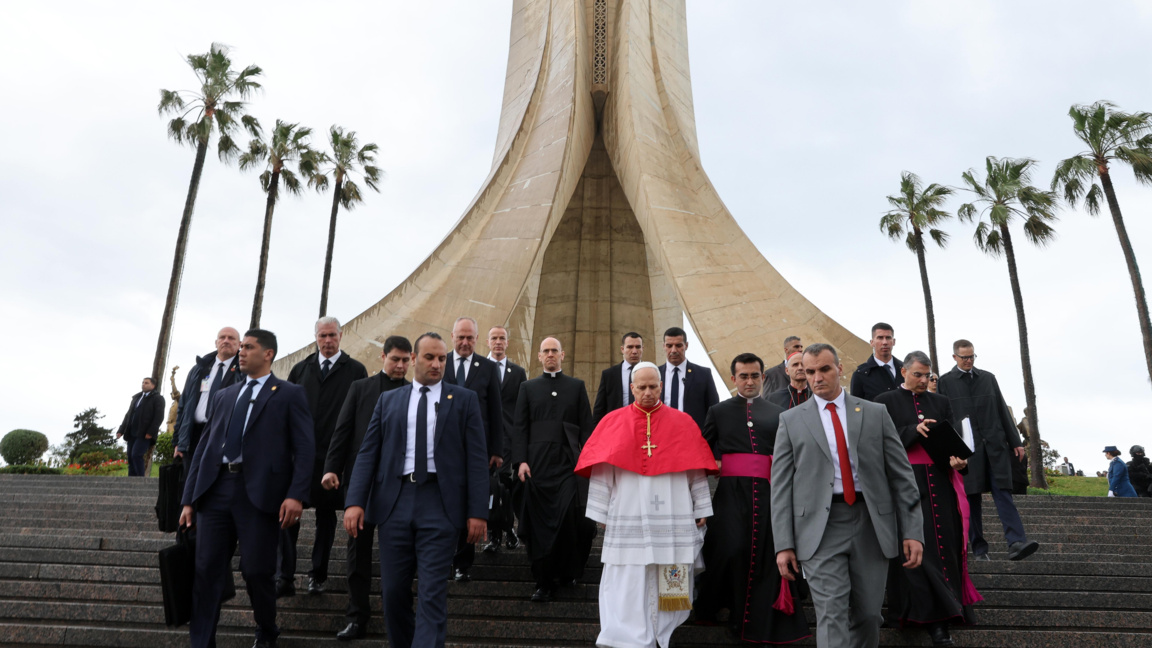 Папа Лъв XIV е на 11-дневно посещение в ...