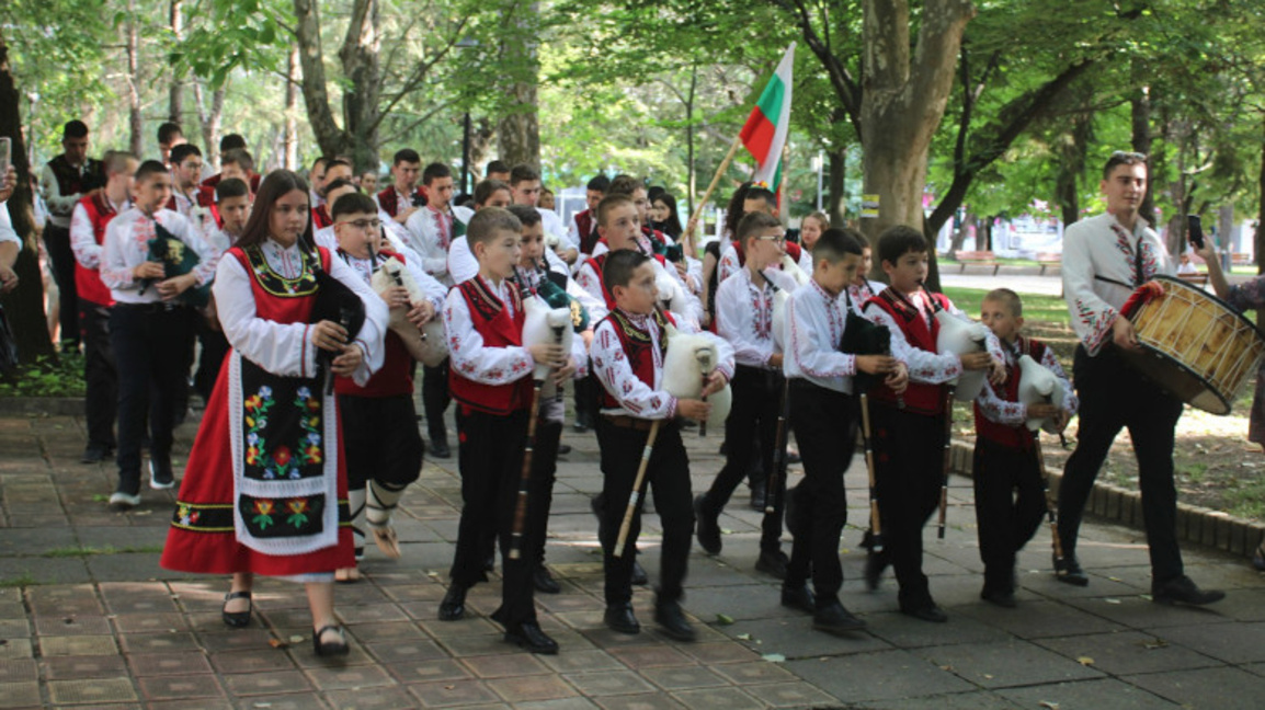 Вълшебни ритми в Нови пазар...