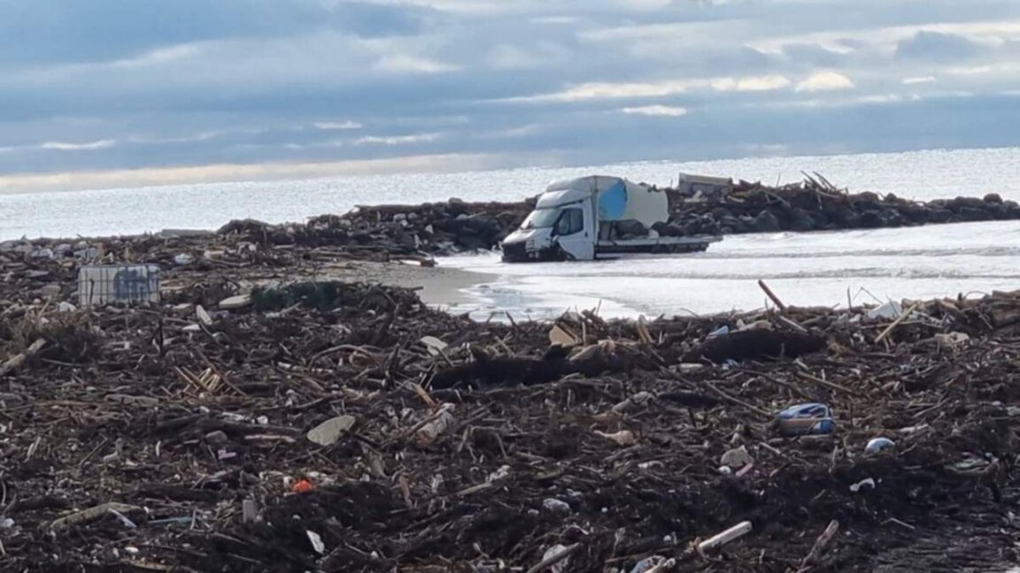 "Елените" след водната трагедия, отнела човешки животи
