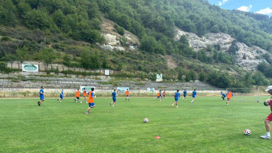 Спартак (Пловдив) на подготвителен лагер...