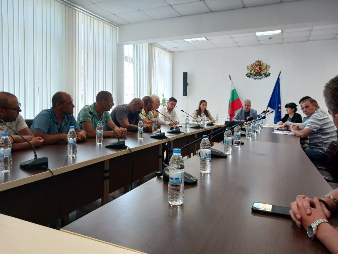 Земеделци готови на протест заради спиране на водата за напояване