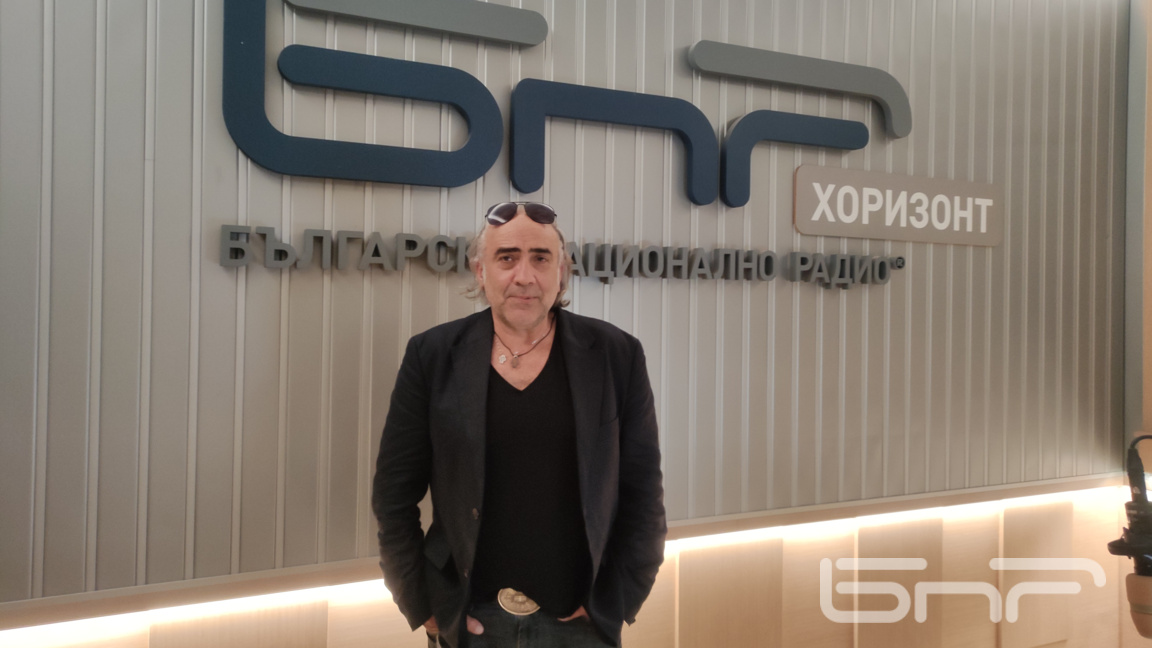 Крум Филипов: Човекът е удивителен знак...