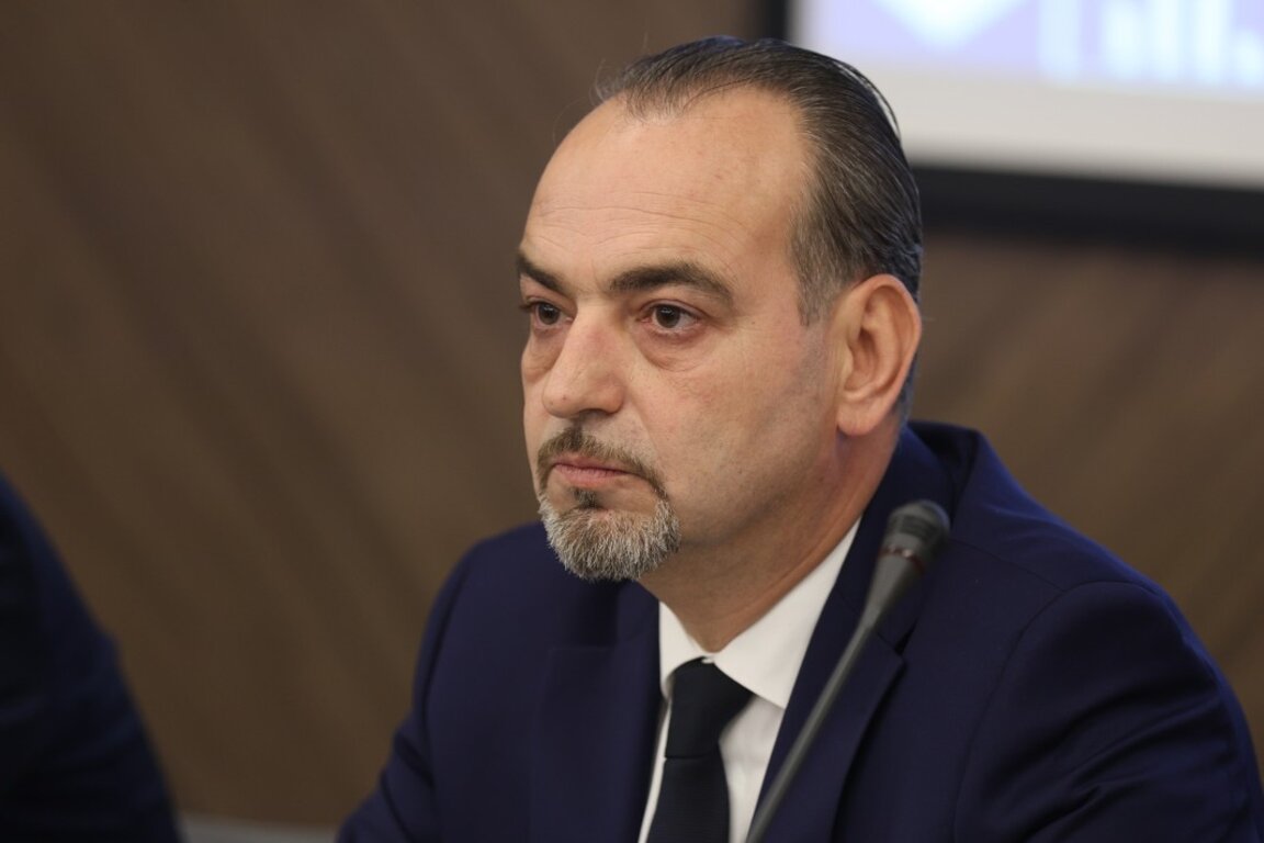 Добри Митрев