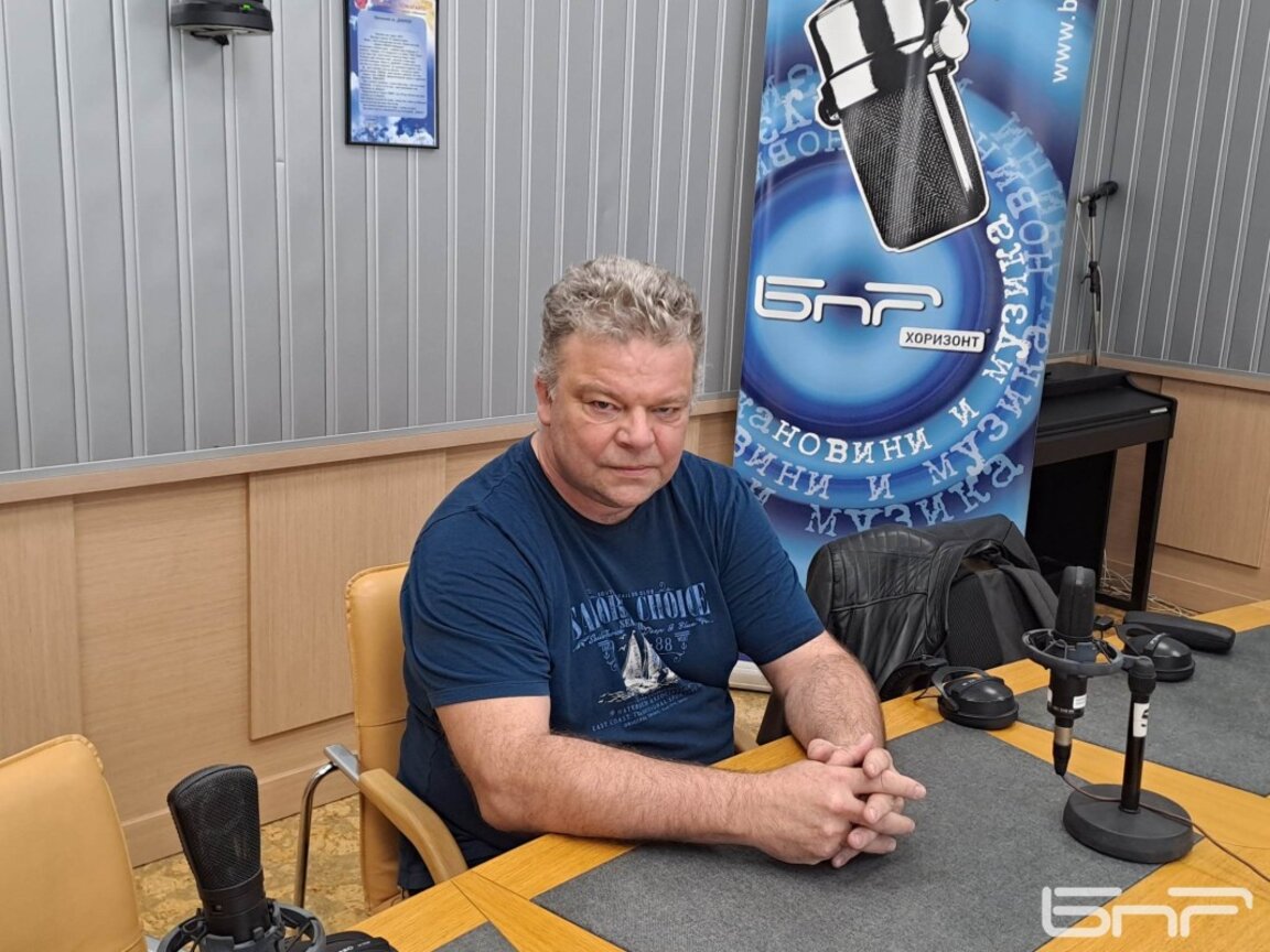 Димитър Вацов: Президентът вдигна като бойно знаме Трети март