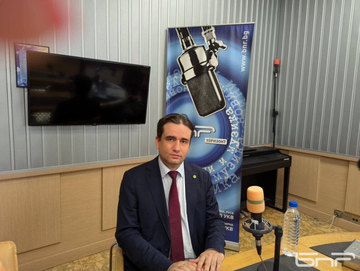 Божидар Божанов