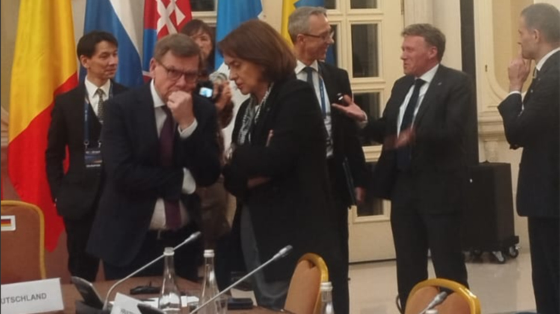 Außenminister Bulgariens und Deutschland...