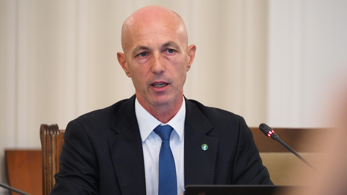 "Възраждане" ще работи за премахване на ...