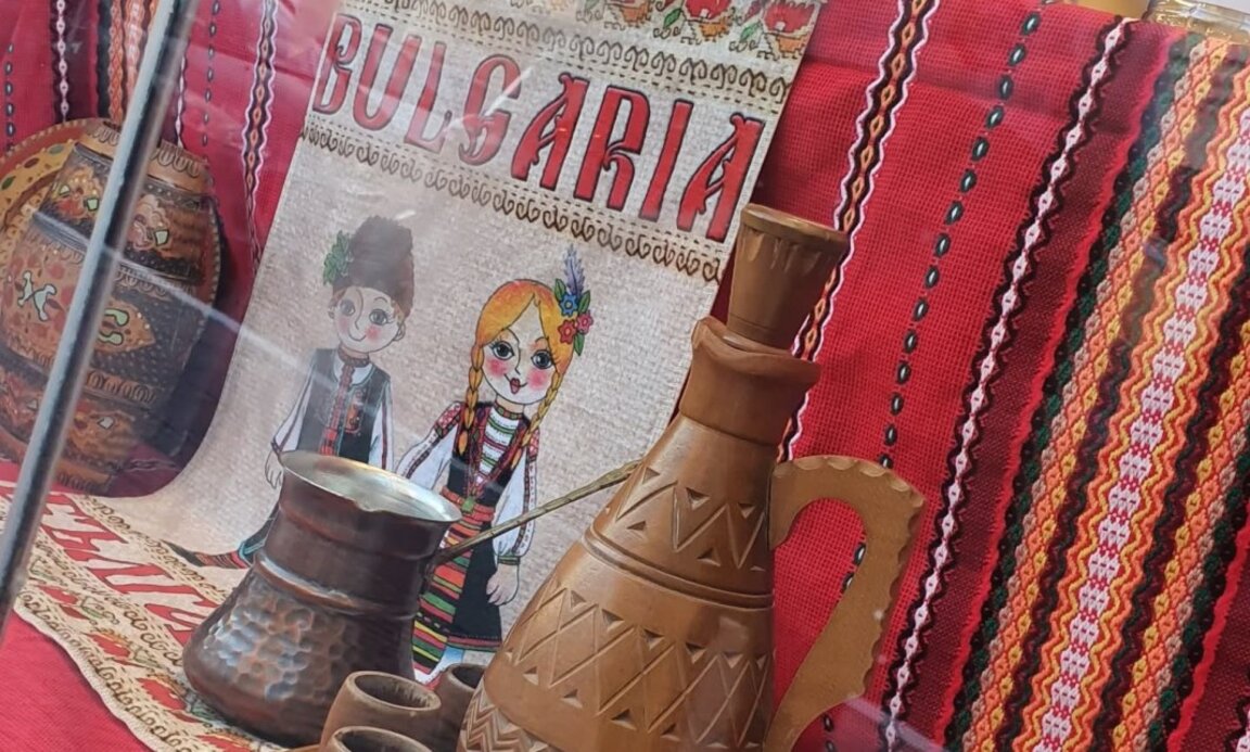 Българите от Комодоро Ривадавия представят България на фестивал в Аржентина