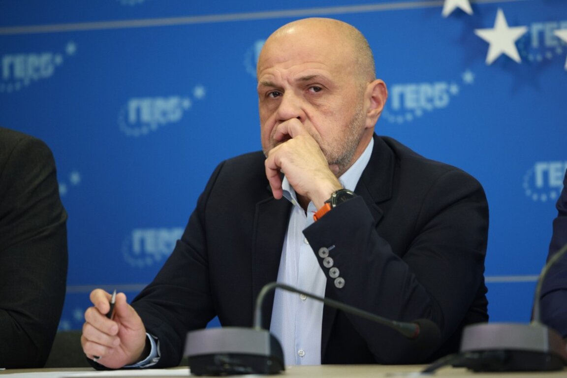 Томислав Дончев на брифинга в централата на ГЕРБ -  14 ноември 2023 г.