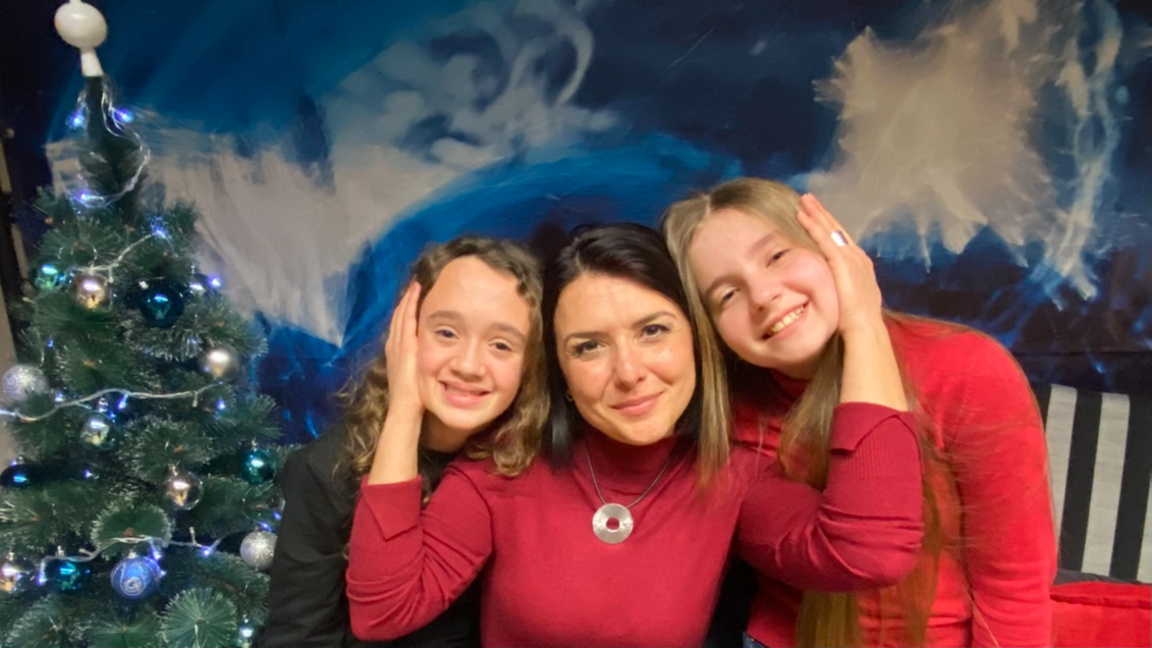 Музикален „Подарък за Коледа“ от Веси Пашалиева